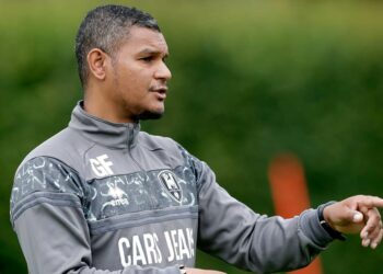 KNVB: Franken en Grünholz hebben niet juiste papieren