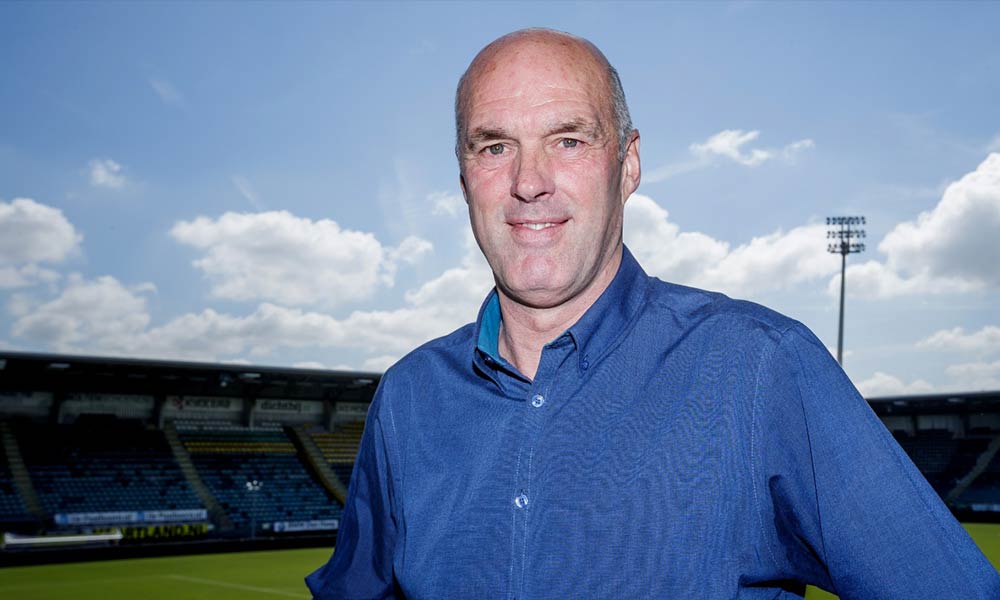 John Metgod wordt assistent van Dirk Kuijt