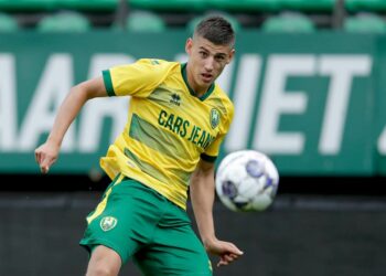 Jonathan Mulder vertrekt naar Telstar