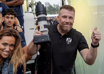 Clubfotograaf Angelo Blankespoor: ‘Meest bijzondere foto ADO-spelers met Dani Ebben’