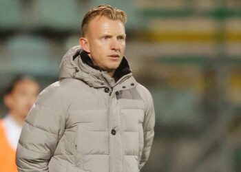 Strijdbare Kuyt wil niet opgeven: ’We zijn veel te goed voor deze plek’