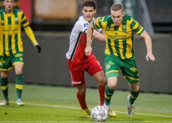 ADO knokt zich in doelpuntrijk oefenduel met FC Utrecht knap terug