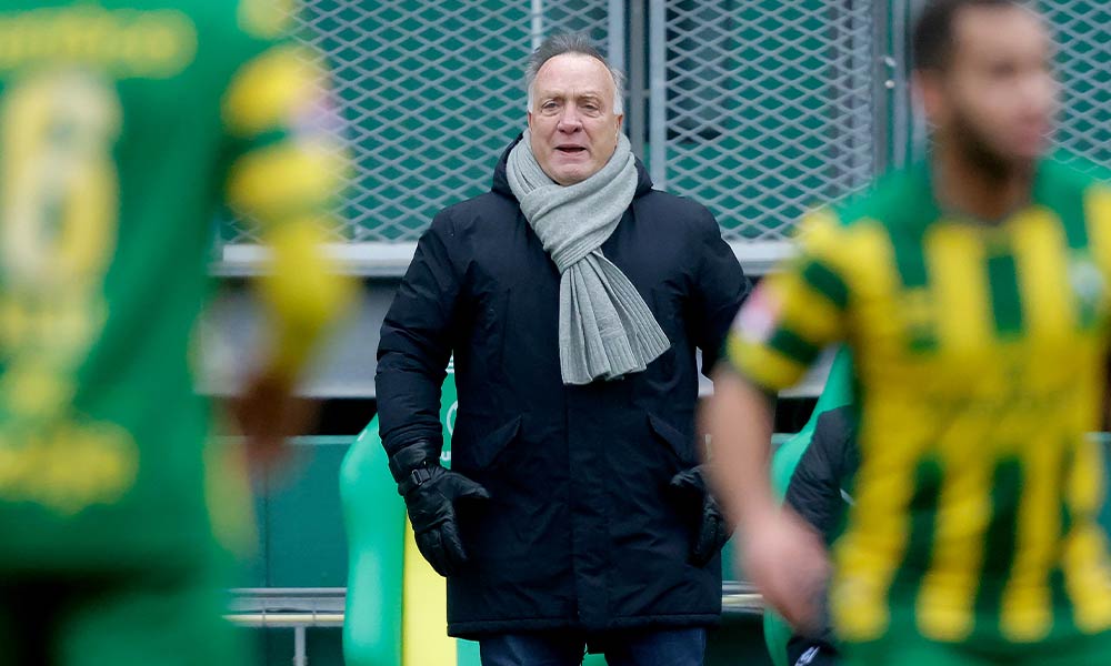 Advocaat wil centrale verdediger, aanvallende middenvelder en buitenspeler erbij