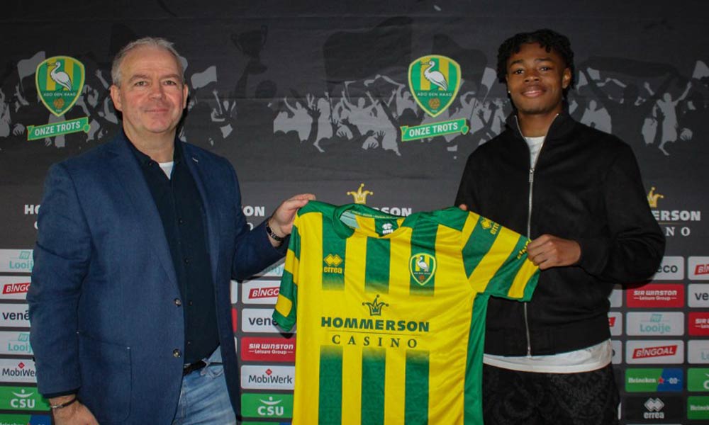 ADO legt transfervrije linksback Robyn Esajas vast