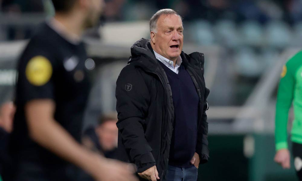 Eigenaar Bolt achter langer verblijf Dick Advocaat: ‘Moet de tijd nemen’