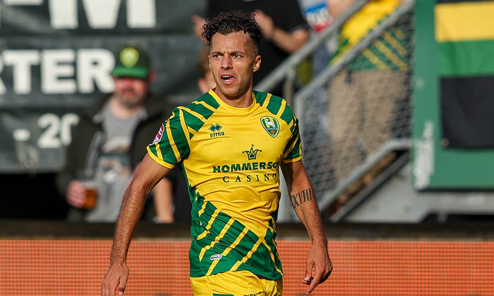 Jerry van Wolfgang heeft bovenbeenblessure en is voorlopig uitgeschakeld