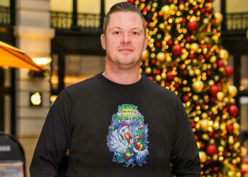 Nu verkrijgbaar: De Haagse Kerst-sweater 2023!