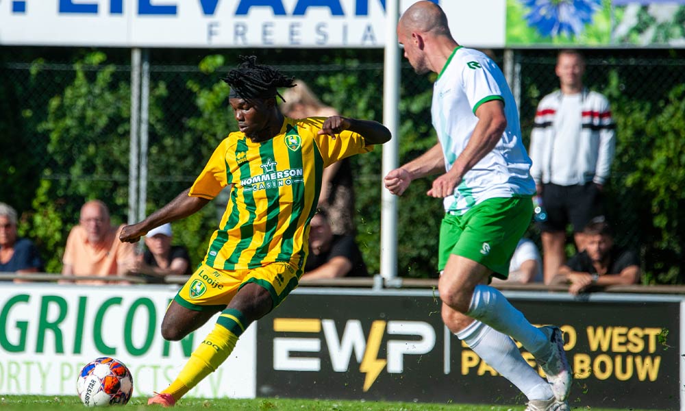 Supporters komende oefenwedstrijden ADO niet welkom