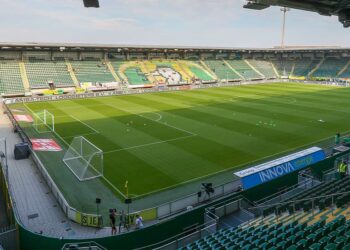Nieuweling Mohammad bezorgt ADO overwinning tegen Almere City