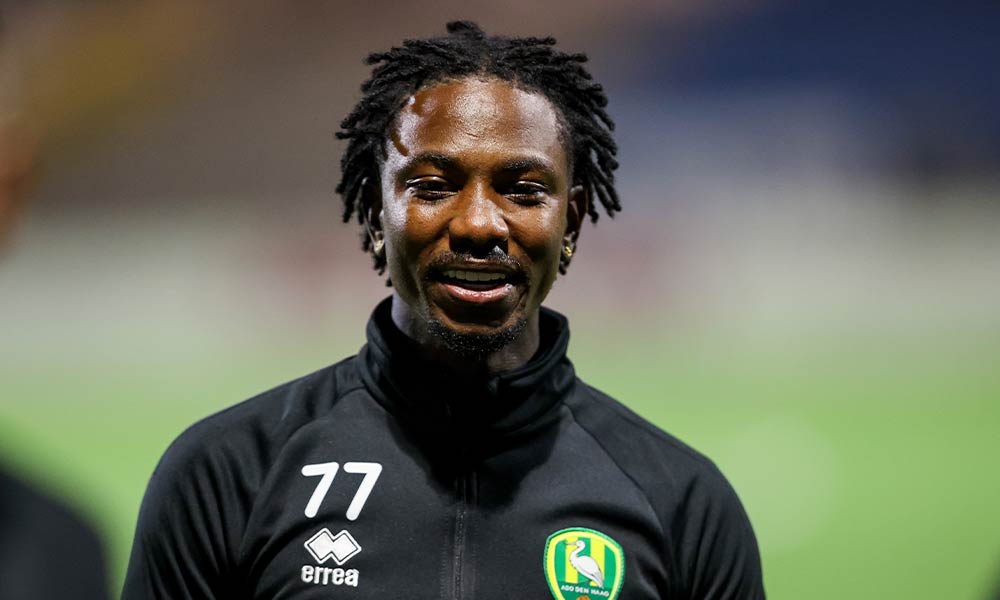 Eljero Elia gaat stage lopen bij ADO Onder 17