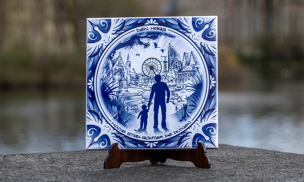 Nu verkrijgbaar: Het DEN HAAG-tegeltje!