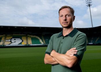 ADO Den Haag stelt Duitser Robin Peter aan als hoofdtrainer