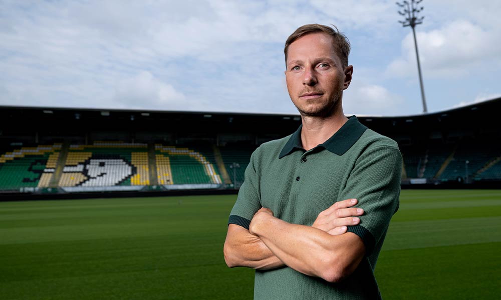 ADO Den Haag stelt Duitser Robin Peter aan als hoofdtrainer